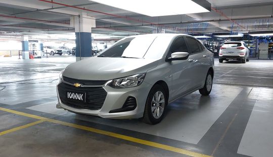 Chevrolet • Onix Plus