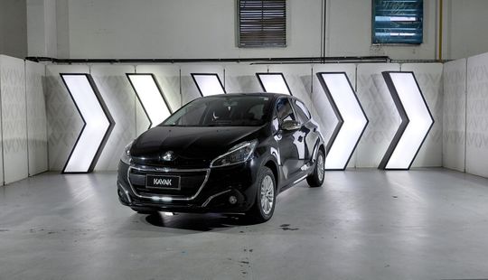 Peugeot • 208