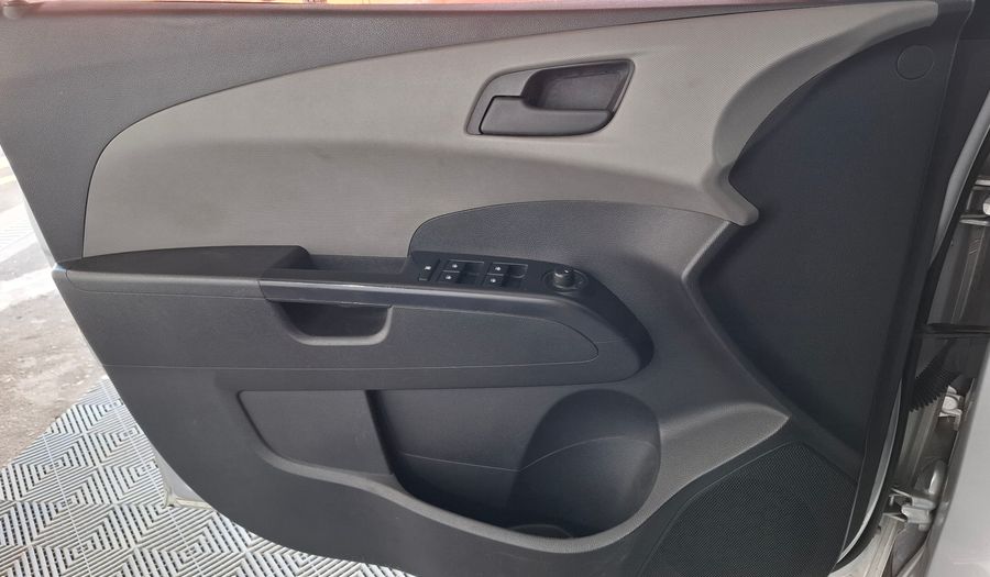 Chevrolet Sonic 1.6 LT Sedan 2014