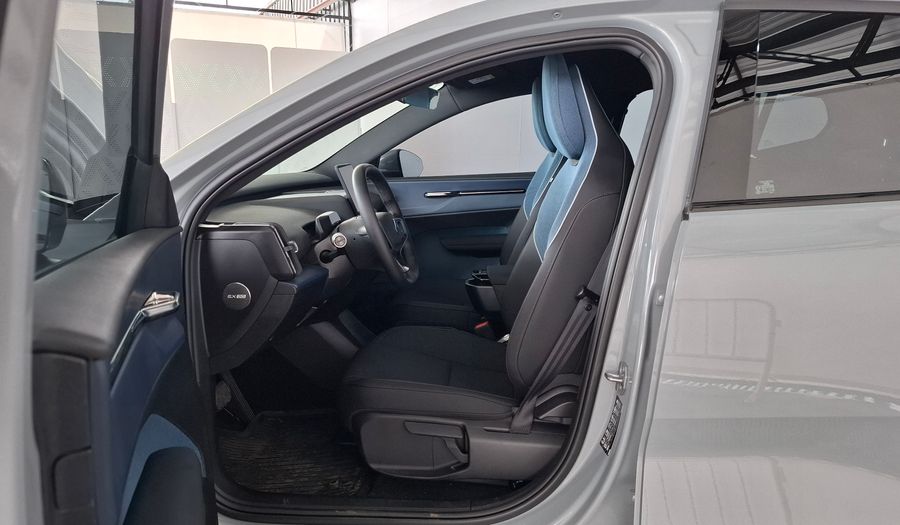 Volvo Ex30 BEV 51KWH CORE RWD Suv 2026