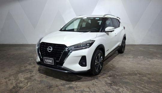 Nissan • Kicks Play