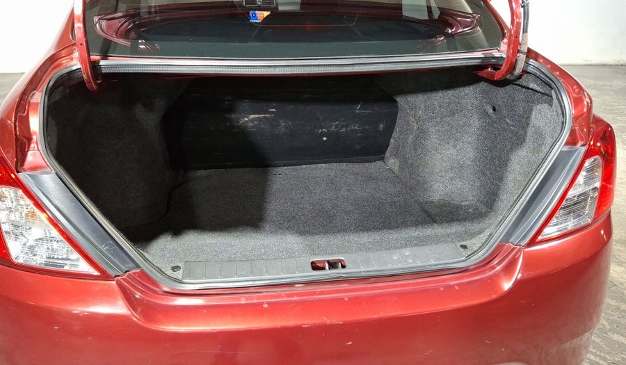 Nissan Versa 1.6 DRIVE Sedan 2018