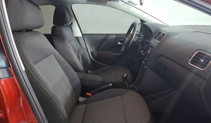 Volkswagen Vento 1.6 COMFORTLINE PLUS AUTO Sedan 2021