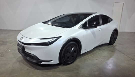 Toyota • Prius