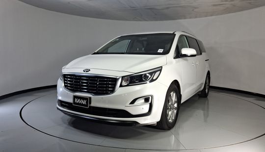 Kia • Sedona