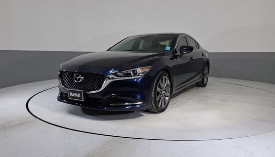 Mazda • Mazda 6