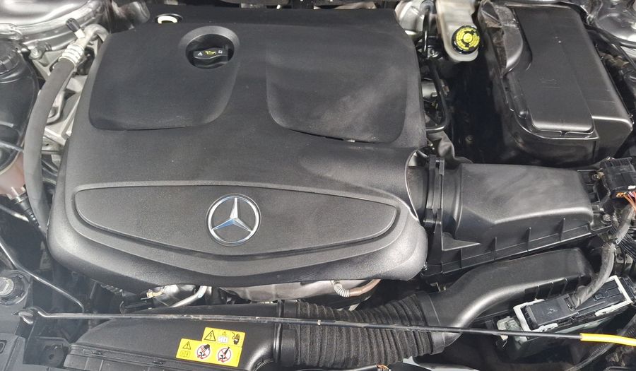 Mercedes Benz Clase Gla 1.6 GLA 200 DCT Suv 2020
