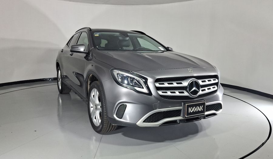 Mercedes Benz Clase Gla 1.6 GLA 200 DCT Suv 2020