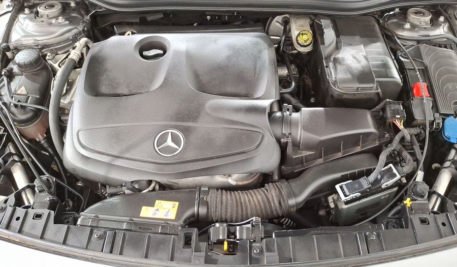 Mercedes Benz Clase Gla 1.6 GLA 200 SPORT DCT Suv 2018