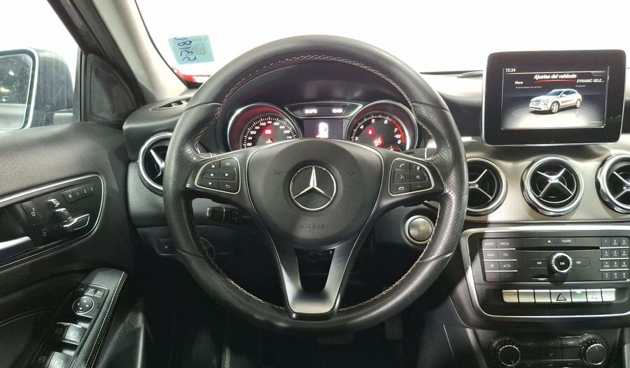 Mercedes Benz Clase Gla 1.6 GLA 200 SPORT DCT Suv 2018