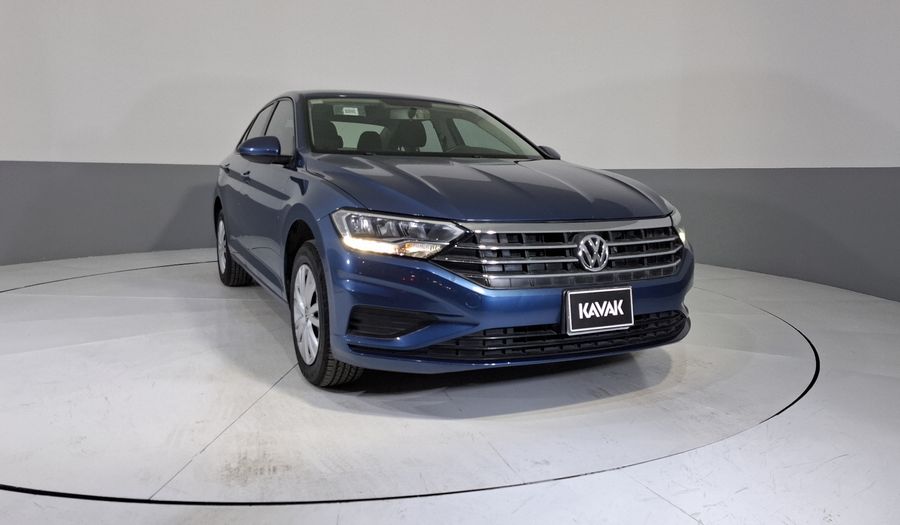 Volkswagen Jetta 1.6 STARTLINE AUTO Sedan 2020