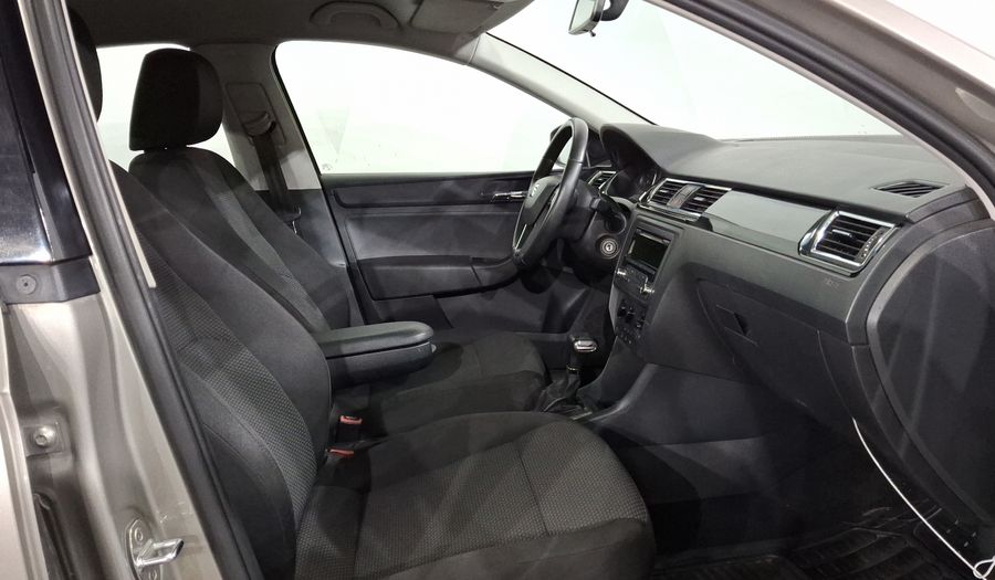 Seat Toledo 1.4 TSI STYLE DSG Sedan 2015