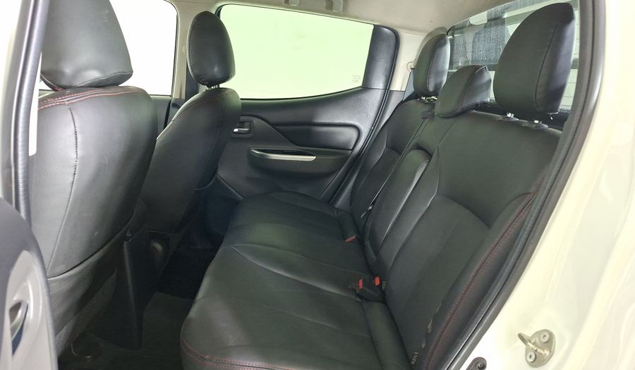 Mitsubishi L200 2.4 TD DAKAR AUTO HIGH POWER DC 4WD Pickup 2019