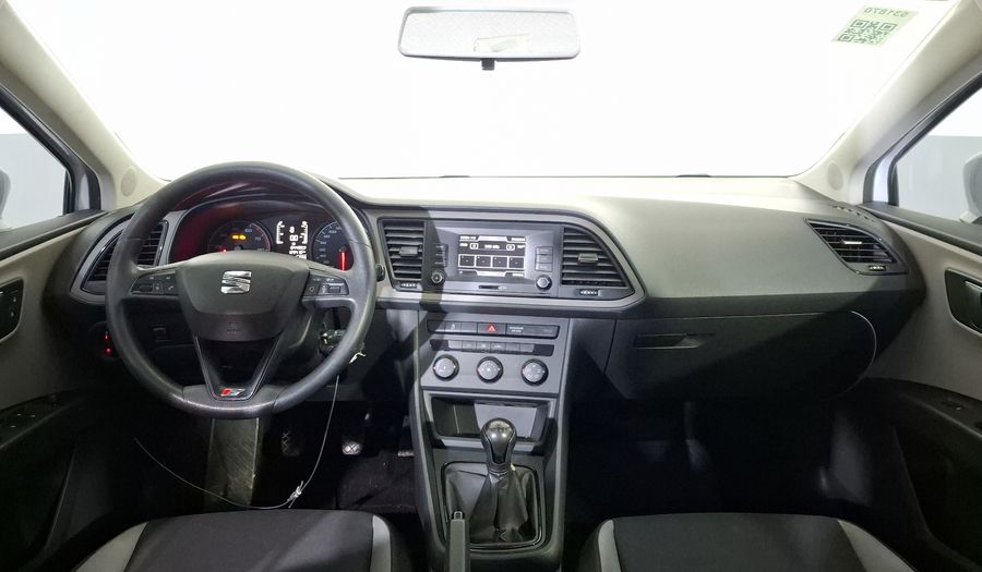 Seat Leon 1.4 TSI REFERENCE 122HP MT Hatchback 2014