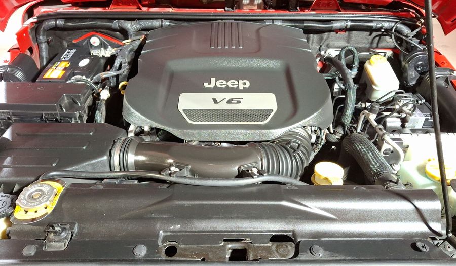 Jeep Wrangler 3.6 JK UNLIMITED SAHARA 4X4 ATX Suv 2018