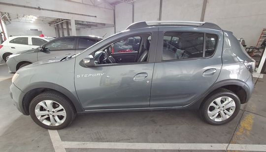 Renault • Sandero Stepway