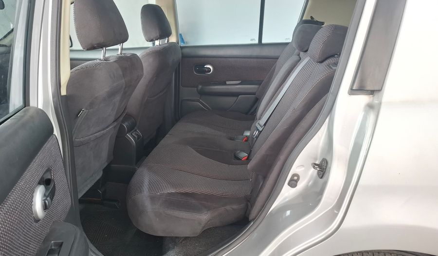 Nissan Tiida 1.8 ACENTA Hatchback 2011