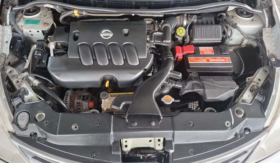 Nissan Tiida 1.8 ACENTA Hatchback 2011