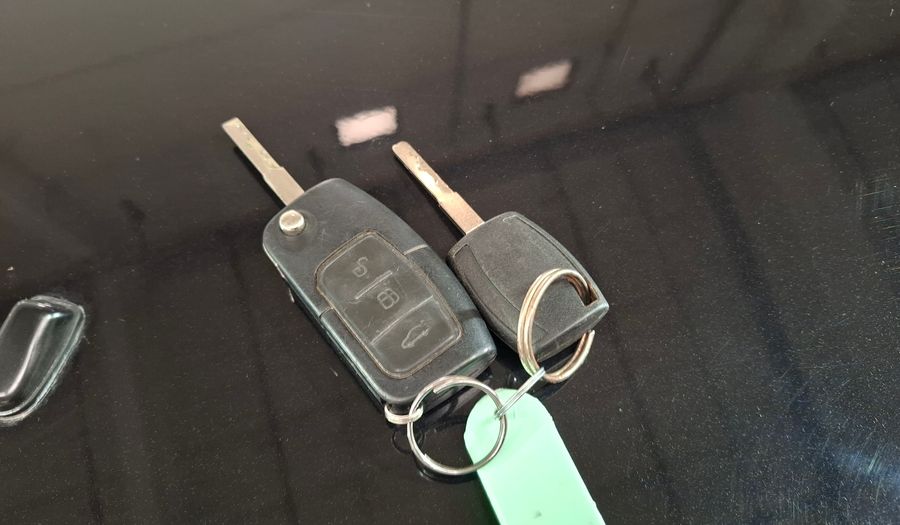 Ford Focus Ii 1.6 STYLE Hatchback 2012