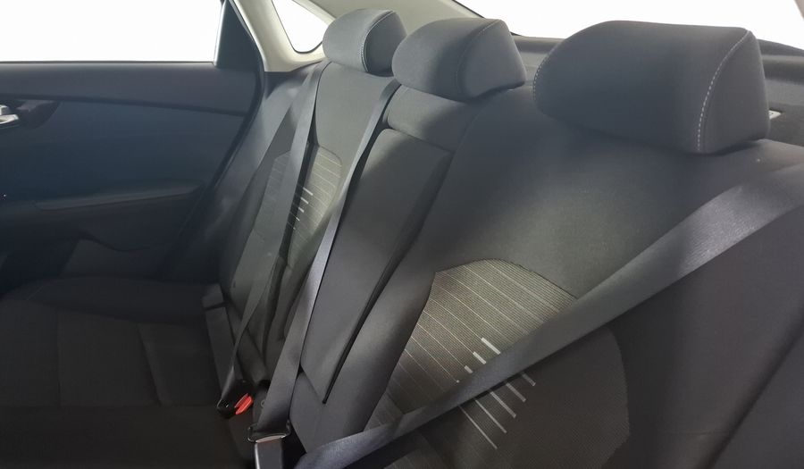 Kia Forte 2.0 EX IVT Hatchback 2021