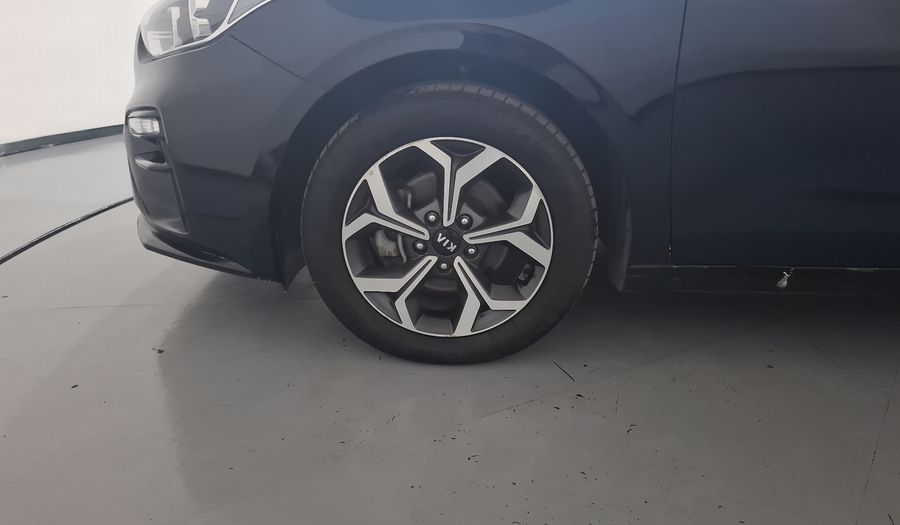 Kia Forte 2.0 EX IVT Hatchback 2021