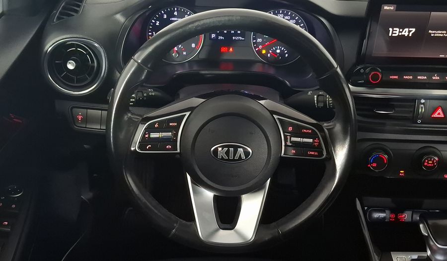 Kia Forte 2.0 EX IVT Hatchback 2021