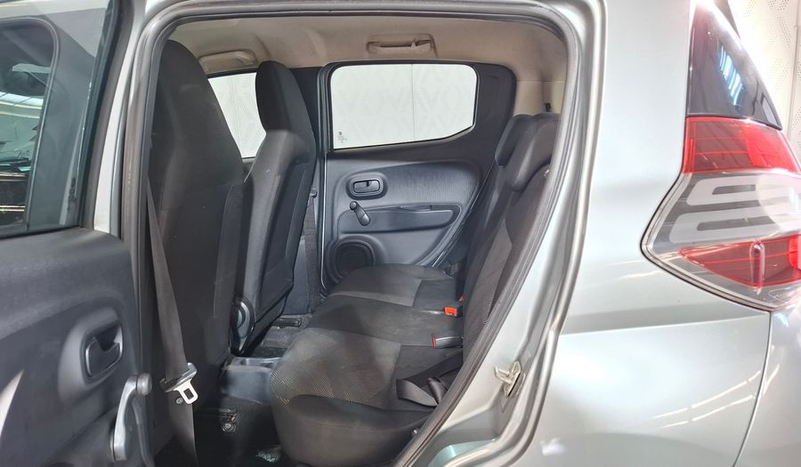 Fiat Mobi 1.0 EASY Hatchback 2017