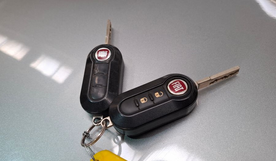 Fiat Mobi 1.0 EASY Hatchback 2017