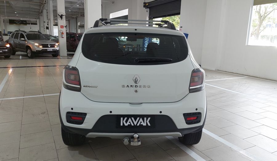 Renault Sandero 1.6 STEPWAY DYNAMIQUE EASY-R Hatchback 2020