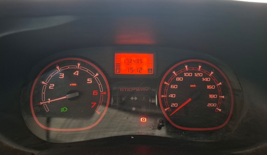 Renault Sandero Stepway 1.6 PH2 STEPWAY DYNAMIQUE Hatchback 2011