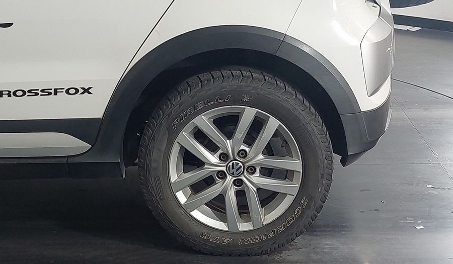 Volkswagen Fox 1.6 16V MSI E-FLEX CROSSFOX Hatchback 2015