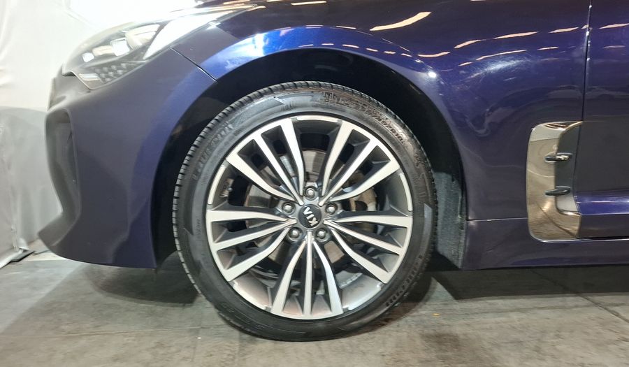 Kia Stinger 2.0 GT-LINE AUTO Hatchback 2019
