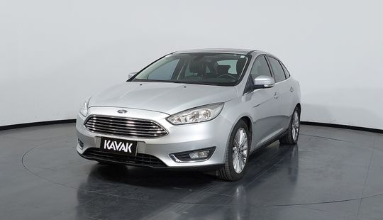 Ford • Focus