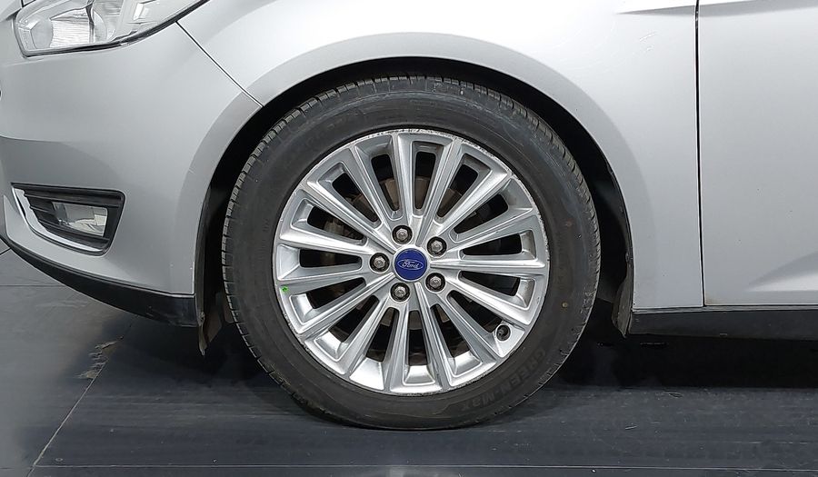 Ford Focus 2.0 TITANIUM SEDAN AT Sedan 2017