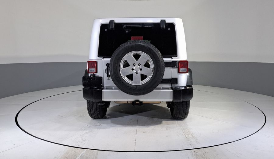 Jeep Wrangler 3.8 UNLIMITED SAHARA 4X4 AUTO Suv 2011