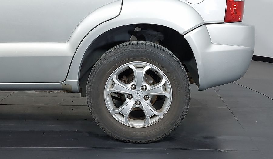 Hyundai Tucson 2.0L 16V FLEX GLS AUTO Suv 2013