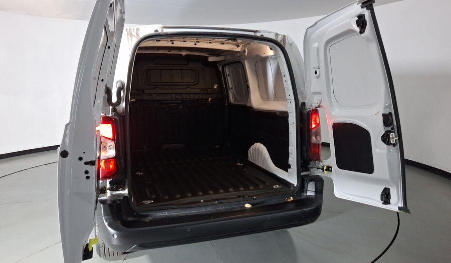 Peugeot Partner 1.2 PURETECH MAXI PACK Van 2024