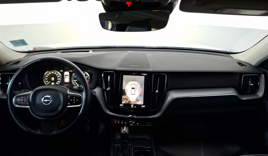 Volvo Xc60 2.0 T5 MOMENTUM AUTO 4WD Suv 2020