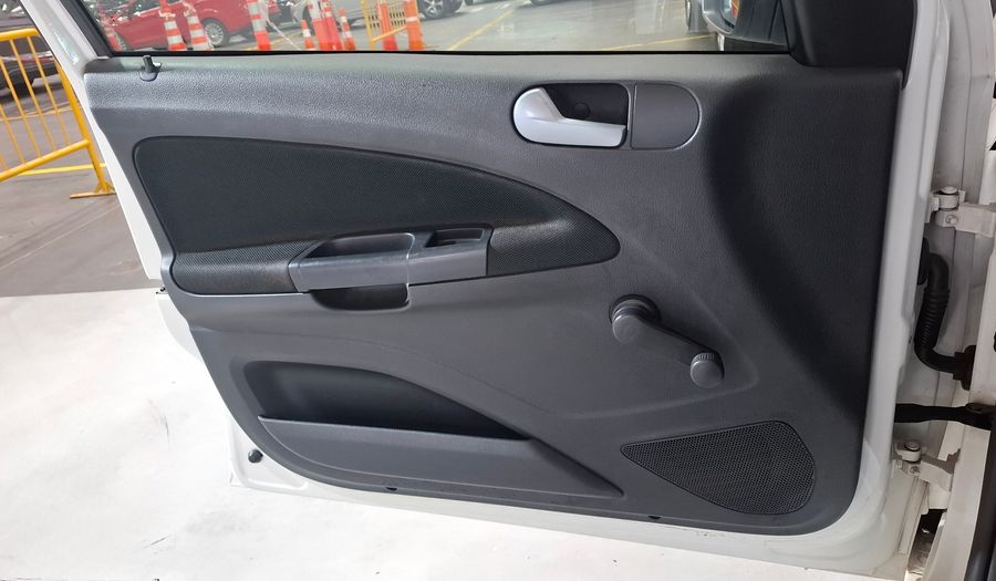 Volkswagen Gol Trend 1.6 TRENDLINE Hatchback 2016