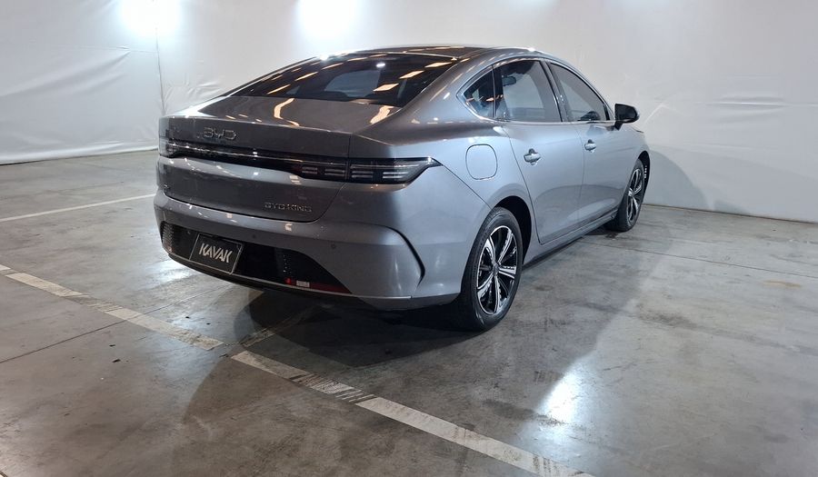 Byd King 1.5 PHEV DM-I 55KM AUTO Sedan 2025