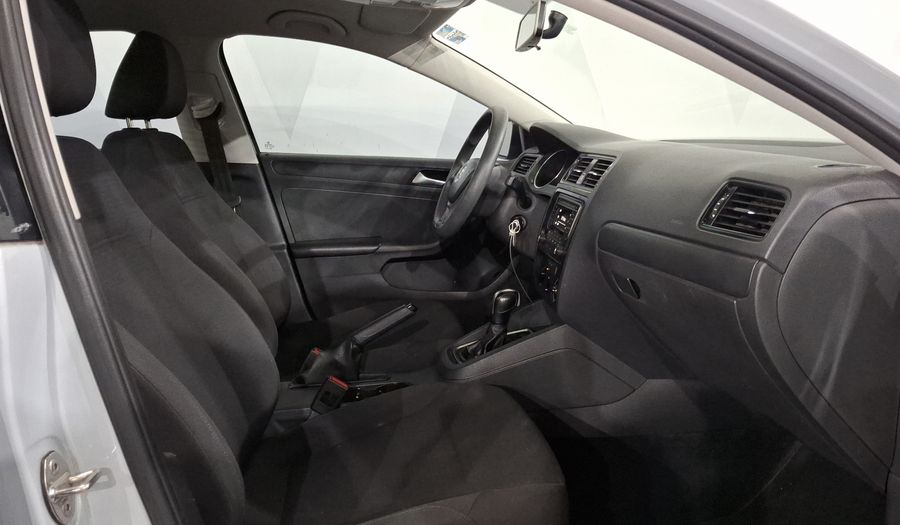 Volkswagen Jetta 2.0 TIP Sedan 2018