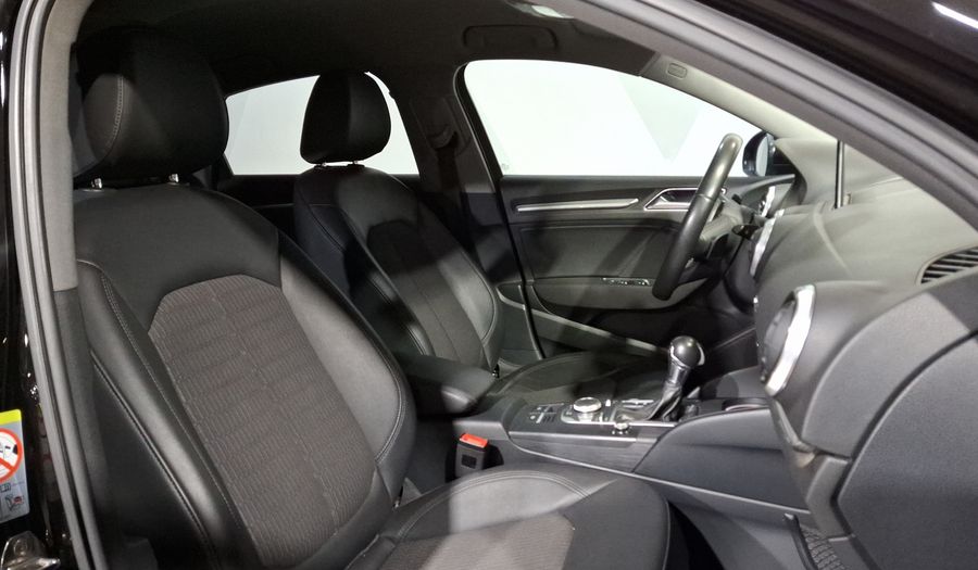 Audi A3 1.4 SELECT DCT Sedan 2018
