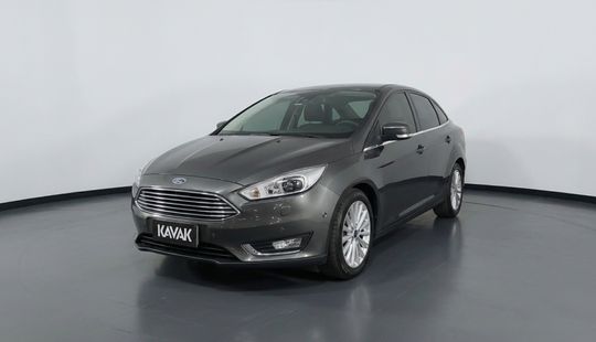 Ford • Focus