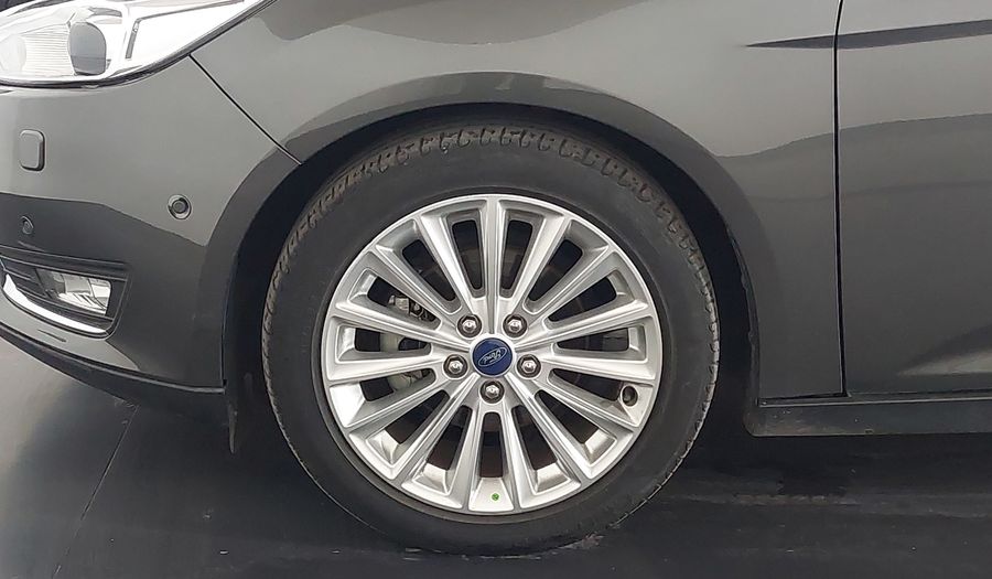 Ford Focus 2.0 TITANIUM PLUS SEDAN AT Sedan 2017