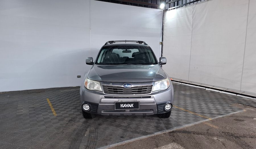Subaru Forester 2.0I XS MT Suv 2010