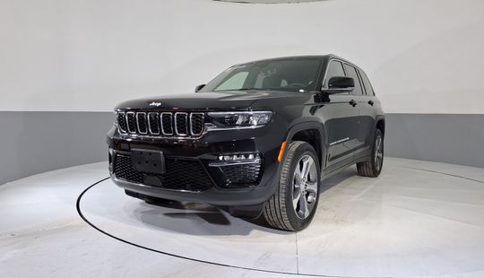 Jeep • Grand Cherokee