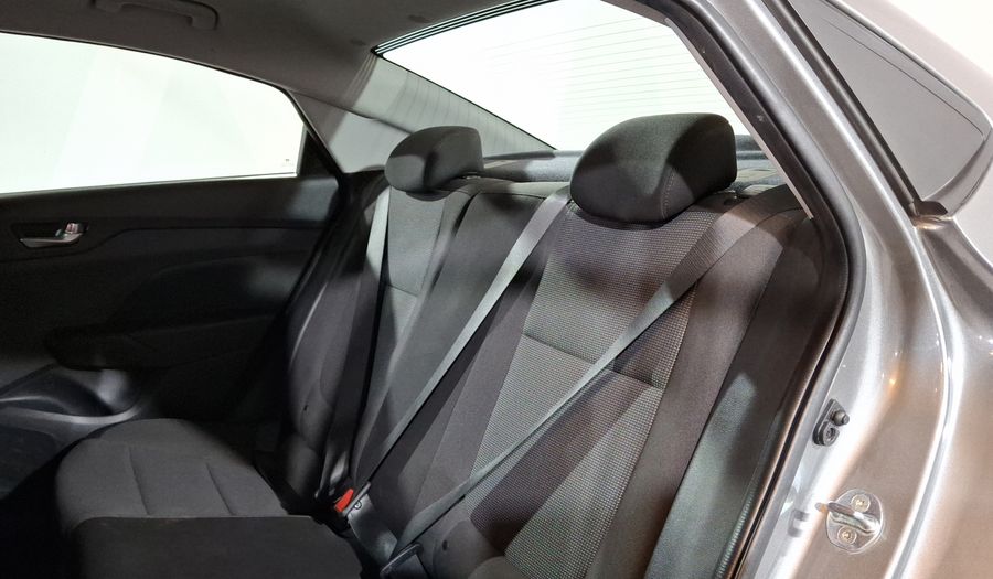 Hyundai Accent 1.6 GL MID AUTO Sedan 2022