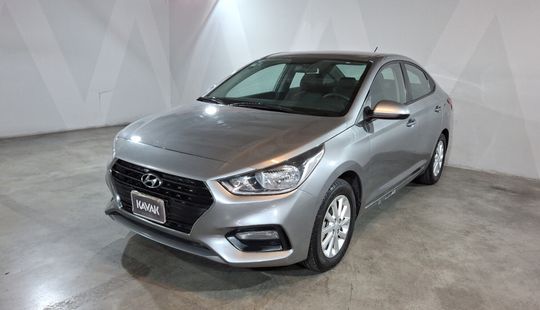 Hyundai • Accent