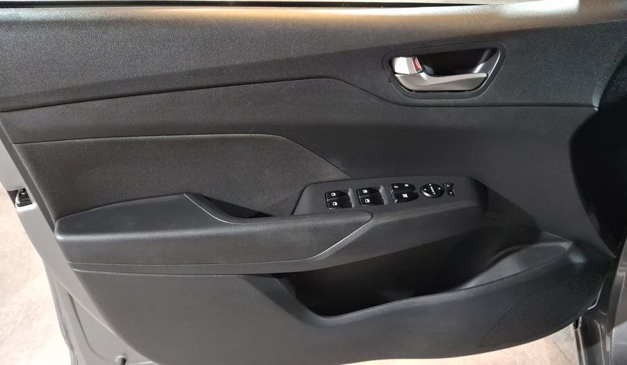 Hyundai Accent 1.6 GL MID AUTO Sedan 2022