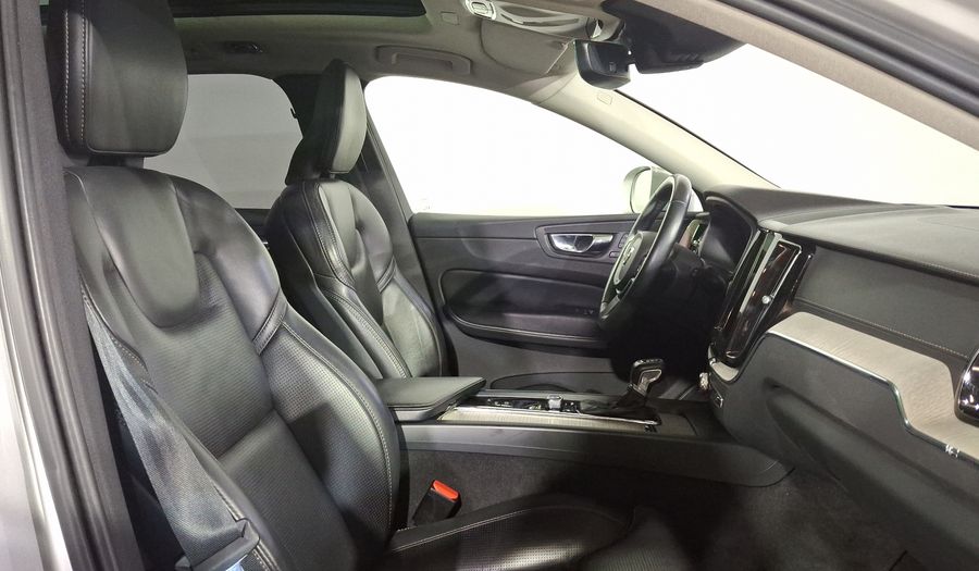 Volvo Xc60 2.0 T6 INSCRIPTION AUTO AWD Suv 2021